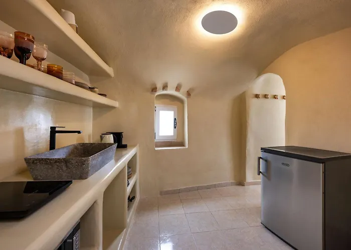 Amphora Aelia Gem - Akrotiri Seaview Getaway بيت للعطل *